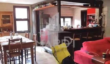 Casa com 5 quartos à venda na Rua Sílvio Silveira Soares, 2396, Camaquã, Porto Alegre por R$ 800.000