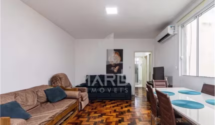 Apartamento com 3 quartos à venda na Avenida Cristóvão Colombo, 1323, Floresta, Porto Alegre por R$ 468.000