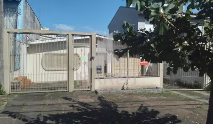 Casa comercial para alugar na Rua Doutor Barcelos, 391, Tristeza, Porto Alegre por R$ 4.500