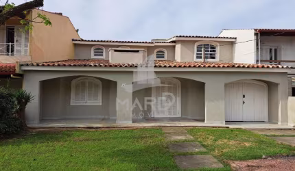 Casa em condomínio fechado com 4 quartos à venda na Avenida Juca Batista, 1200, Cavalhada, Porto Alegre por R$ 1.100.000
