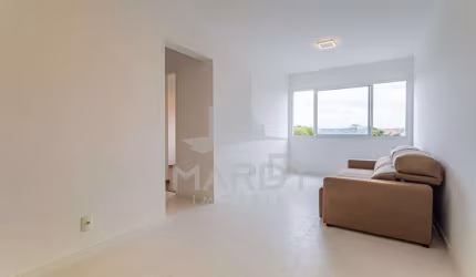 Apartamento com 2 quartos à venda na Rua Primeiro de Setembro, 340, Partenon, Porto Alegre por R$ 250.000