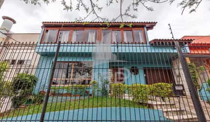 Casa com 5 quartos à venda na Avenida Engenheiro José Maria de Carvalho, 94, Vila Ipiranga, Porto Alegre por R$ 1.190.000