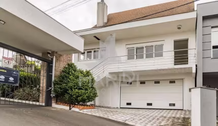 Casa em condomínio fechado com 3 quartos à venda na Rua Madre Clara, 1200, Mário Quintana, Porto Alegre por R$ 684.900