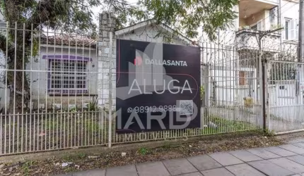 Casa comercial para alugar na Avenida Bastian, 441, Menino Deus, Porto Alegre por R$ 5.200