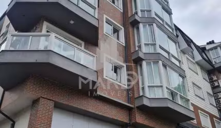 Apartamento com 3 quartos à venda na Rua Tenente Manoel Corrêa, 297, Centro, Canela por R$ 2.700.000