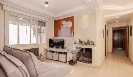 Casa com 4 quartos à venda na Rua Doutor Barcelos, 1970, Camaquã, Porto Alegre por R$ 640.000