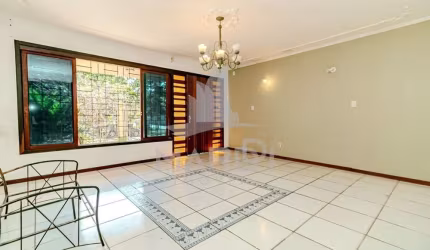 Casa com 4 quartos à venda na Avenida Paul Zivi, 333, Jardim São Pedro, Porto Alegre por R$ 629.000