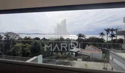 Apartamento com 3 quartos à venda na Rua Padre João Batista Reus, 173, Vila Conceição, Porto Alegre por R$ 3.200.000