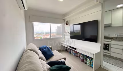 Apartamento com 2 quartos à venda na Rua Irmão Félix Roberto, 100, Humaitá, Porto Alegre por R$ 297.000
