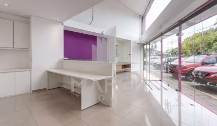 Ponto comercial para alugar na Avenida Wenceslau Escobar, 1801, Tristeza, Porto Alegre por R$ 18.000