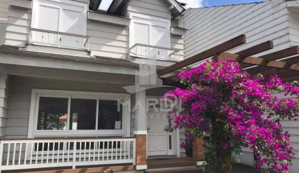 Casa com 3 quartos à venda na Rua Doutor Possidônio Cunha, 333, Vila Assunção, Porto Alegre por R$ 1.550.000