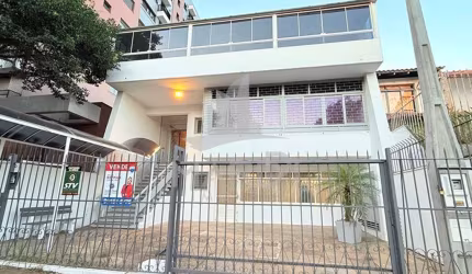 Prédio à venda na Rua Acélio Daudt, 130, Passo da Areia, Porto Alegre por R$ 1.380.000
