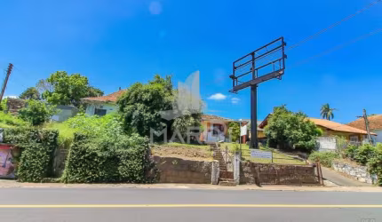 Terreno à venda na Avenida Wenceslau Escobar, 3226, Tristeza, Porto Alegre por R$ 799.000