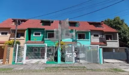 Casa com 4 quartos à venda na Rua dos Guenoas, 897, Guarujá, Porto Alegre por R$ 420.000