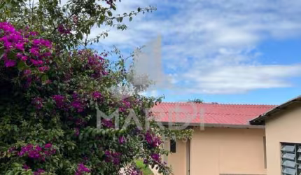 Chácara / sítio com 3 quartos para alugar na Maria Altina de Araújo, 155, Hípica, Porto Alegre por R$ 2.530