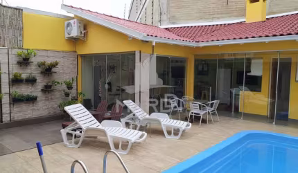Casa com 4 quartos à venda na Rua Paulo Derly Strehl, 30, Espírito Santo, Porto Alegre por R$ 2.499.000
