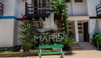Casa em condomínio fechado com 3 quartos à venda na Rua Joaquim Cruz, 331, Santo Antônio, Porto Alegre por R$ 620.000