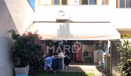 Casa com 3 quartos à venda na Rua Claudio da Silva Pinto, 244, Espírito Santo, Porto Alegre por R$ 580.000