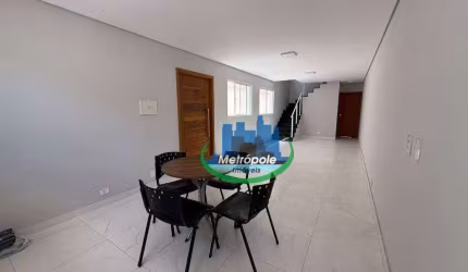 Sobrado Novo de 123m² com 3 Suítes e 2 Vagas de Garagem
