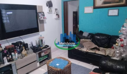 Sobrado com 4 dormitórios à venda, 180 m² por R$ 200.000,00 - Recreio São Jorge - Guarulhos/SP
