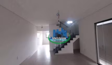 Sobrado com 3 dormitórios à venda, 260 m² por R$ 1.200.000,00 - Jardim Santa Clara - Guarulhos/SP