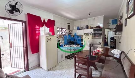 Casa com 3 dormitórios à venda, 109 m² por R$ 360.000,00 - Plataforma - Mongaguá/SP