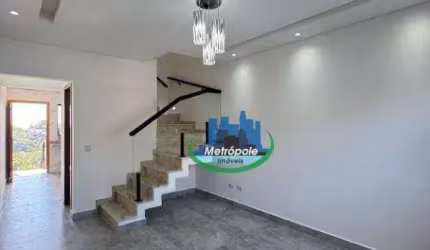 Sobrado com 2 dormitórios à venda, 74 m² por R$ 425.000 - Parque Residencial Scaffid II - Itaquaquecetuba/SP