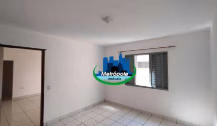 Casa com 1 dormitório para alugar, 50 m² por R$ 1.331,83/mês - Vila Fátima - Guarulhos/SP