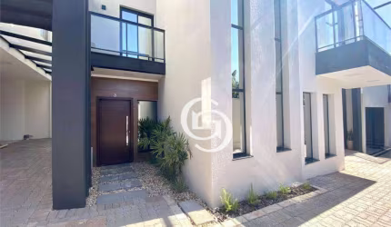 Sobrado com 3 dormitórios à venda, 139 m² por R$ 620.000 - Canadá - Cascavel/PR