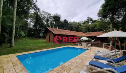Casa com 4 quartos à venda, 440 m² por R$ 2.800.000 - Veleiros de Ibiúna - Ibiúna/SP