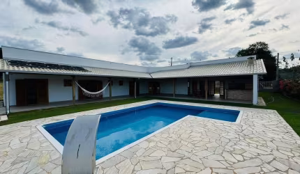 Chácara com 3 suítes à venda, 1000 m² por R$ 880.000 - Residencial Pinheiros do Lago - Alambari/SP