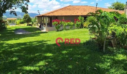 Chácara com 4 dormitórios à venda, 9000 m² por R$ 700.000,00 - Jutuba - Capela do Alto/SP
