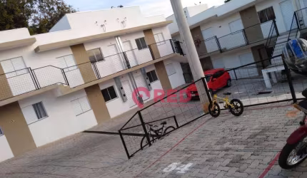 Apartamento com 2 dormitórios à venda, 45 m² por R$ 175.000,00 - Lopes de Oliveira - Sorocaba/SP