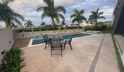 Casa com 3 dormitórios à venda, 274 m² por R$ 2.800.000,00 - Alphaville Nova Esplanada - Votorantim/SP