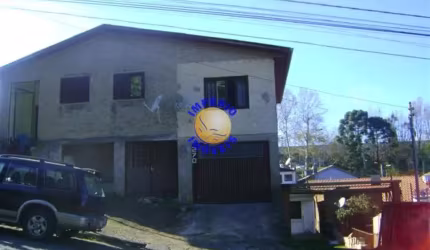 Casa com 2 quartos à venda no De Lazzer, Caxias do Sul , 251 m2 por R$ 460.000