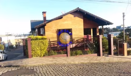 Casa com 3 quartos à venda no Centenário, Caxias do Sul , 356 m2 por R$ 1.650.000