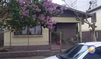 Casa com 5 quartos à venda no Panazzolo, Caxias do Sul , 190 m2 por R$ 750.000