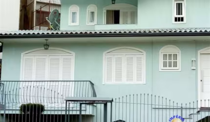 Casa com 4 quartos à venda no Rio Branco, Caxias do Sul , 254 m2 por R$ 1.500.000