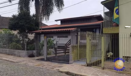 Casa com 4 quartos à venda no Rio Branco, Caxias do Sul , 405 m2 por R$ 680.000