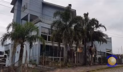 Casa com 5 quartos à venda no Charqueadas, Caxias do Sul , 682 m2 por R$ 1.500.000