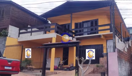 Casa com 3 quartos à venda no Kayser, Caxias do Sul , 150 m2 por R$ 550.000