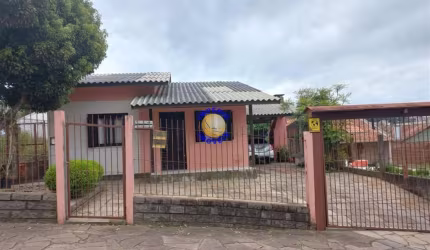 Casa com 5 quartos à venda no Santa Lúcia do Piaí, Caxias do Sul , 174 m2 por R$ 650.000