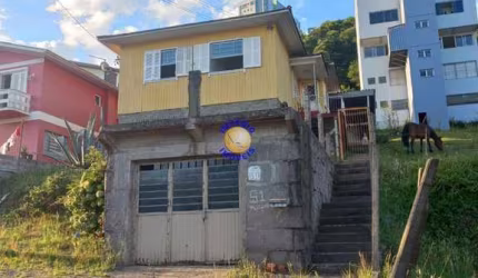 Terreno à venda no Cruzeiro, Caxias do Sul , 549 m2 por R$ 600.000