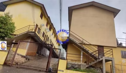Casa com 2 quartos à venda no Centenário, Caxias do Sul , 64 m2 por R$ 150.000