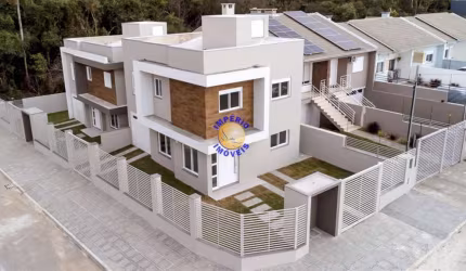 Casa com 3 quartos à venda na Nossa Senhora das Graças, Caxias do Sul , 141 m2 por R$ 749.000