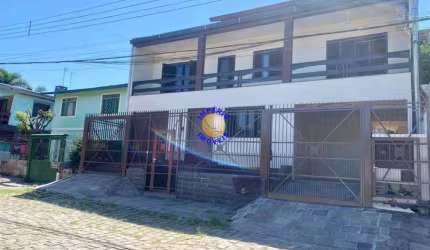 Casa com 4 quartos à venda no Rio Branco, Caxias do Sul , 292 m2 por R$ 500.000