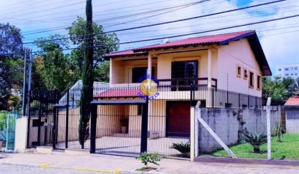 Casa com 3 quartos à venda no Salgado Filho, Caxias do Sul , 230 m2 por R$ 800.000