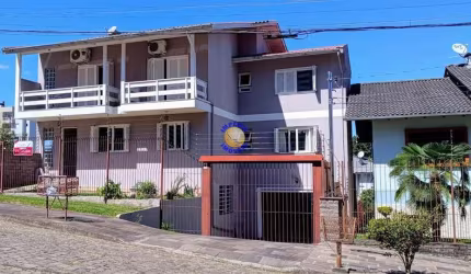 Casa com 6 quartos à venda no Santa Catarina, Caxias do Sul , 360 m2 por R$ 1.100.000