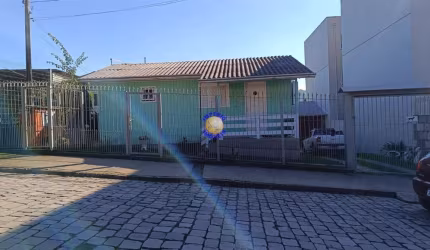 Casa com 3 quartos à venda no Salgado Filho, Caxias do Sul , 102 m2 por R$ 450.000