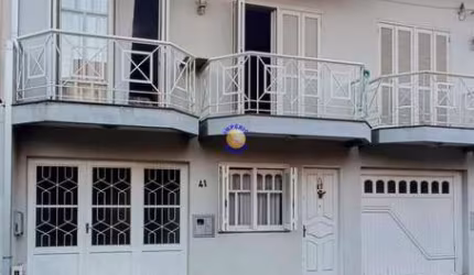 Casa com 3 quartos à venda no São Leopoldo, Caxias do Sul , 110 m2 por R$ 420.000